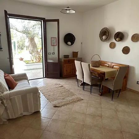 A&b Homes Leuca Countryside Holiday home *